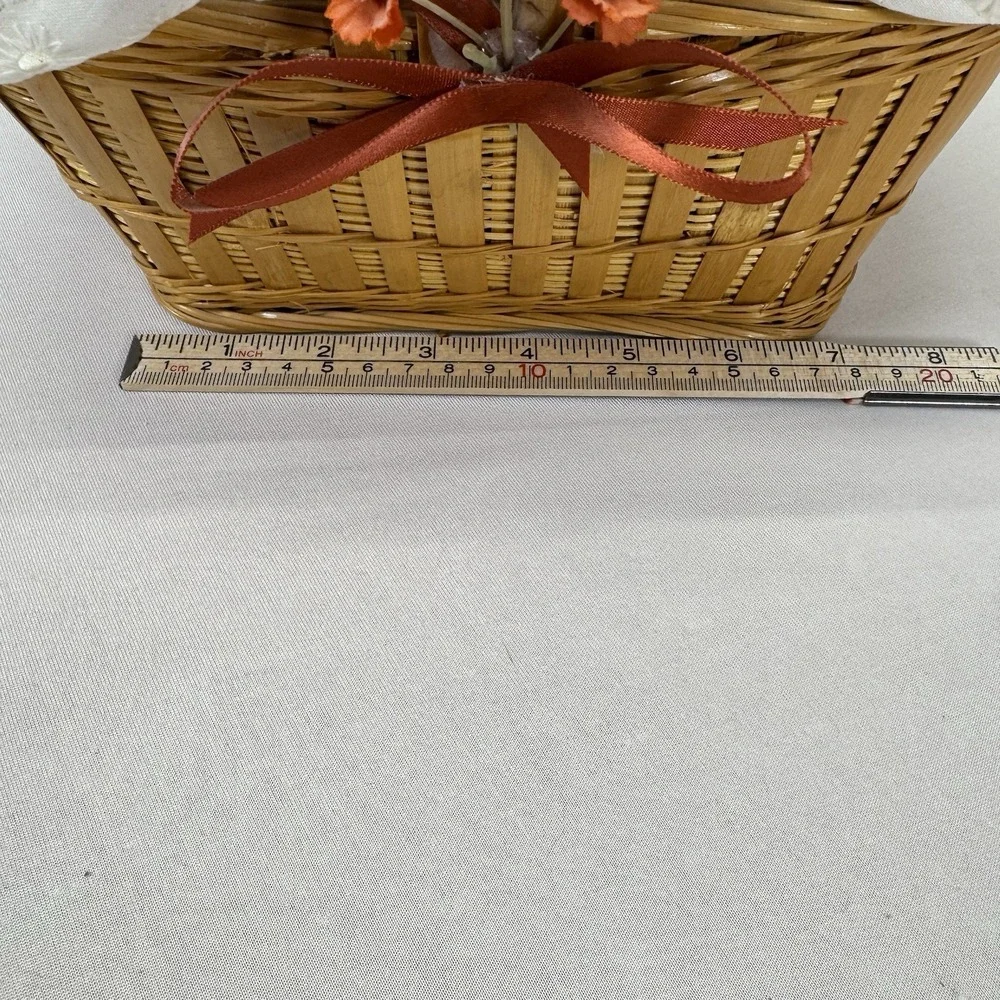 Vintage‎ Basket With Brown Floral Liner